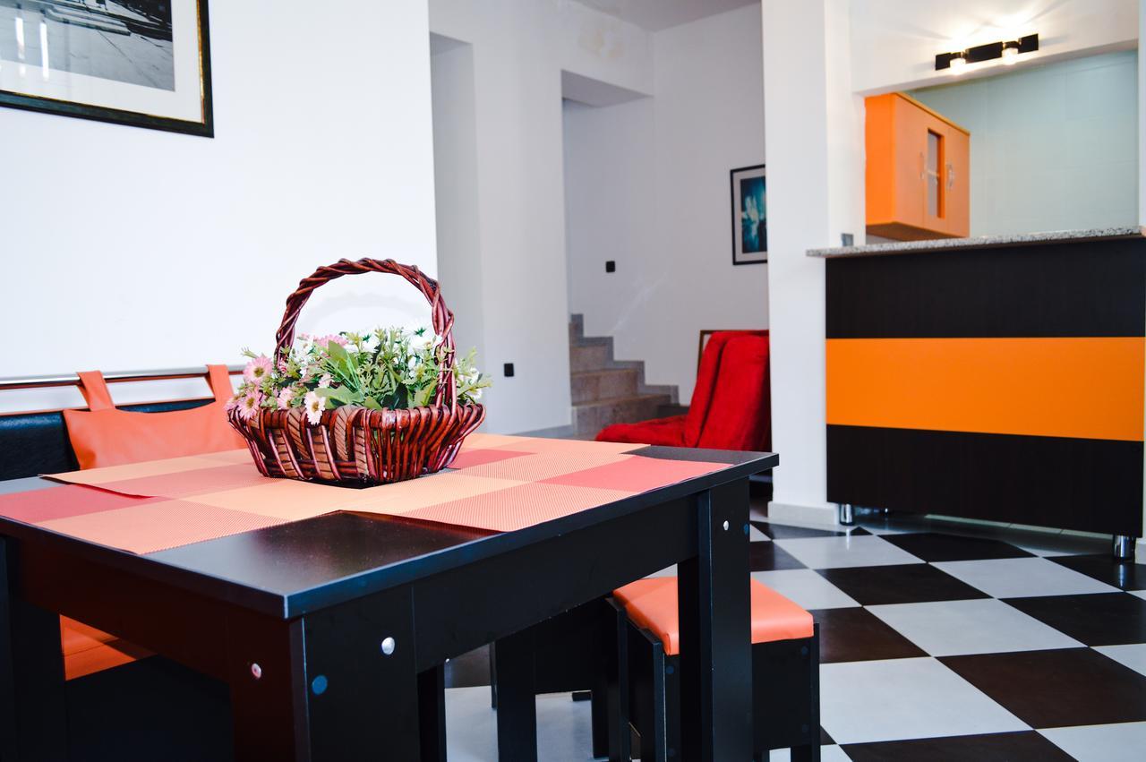 Deluxe Apartment Tbilisi Eksteriør bilde
