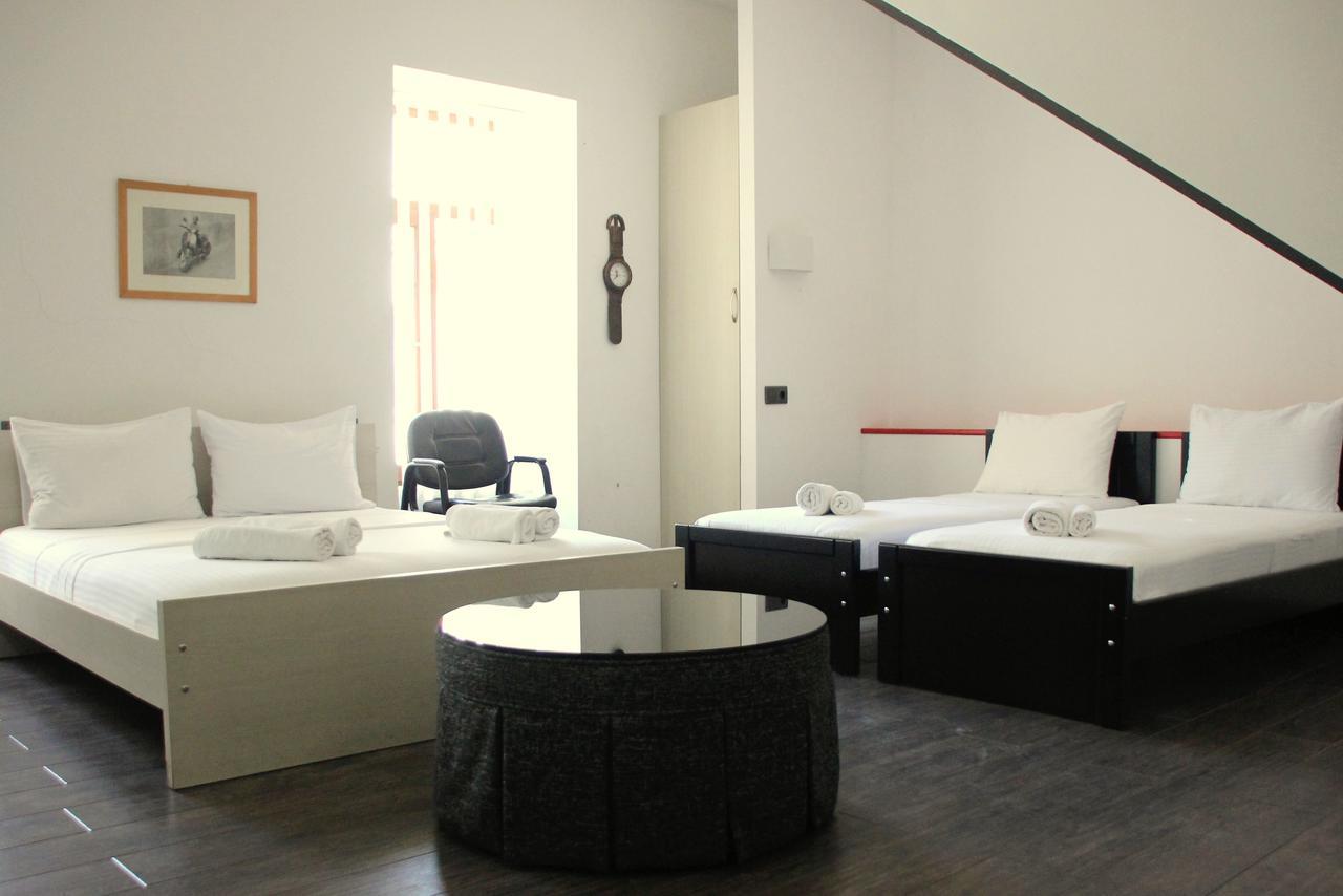 Deluxe Apartment Tbilisi Eksteriør bilde