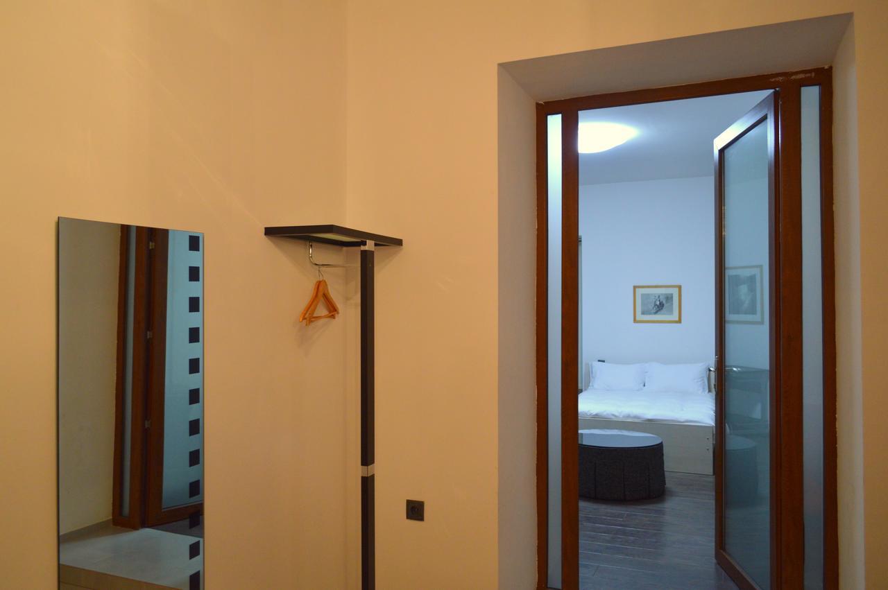Deluxe Apartment Tbilisi Eksteriør bilde