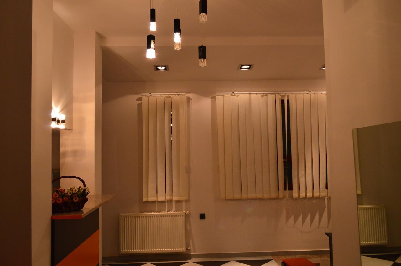 Deluxe Apartment Tbilisi Eksteriør bilde