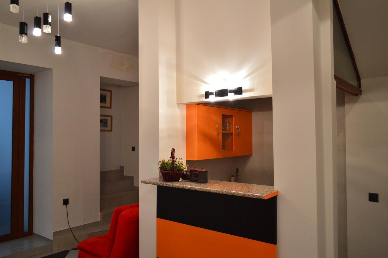 Deluxe Apartment Tbilisi Eksteriør bilde